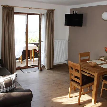 Apartment Obergoebllehen